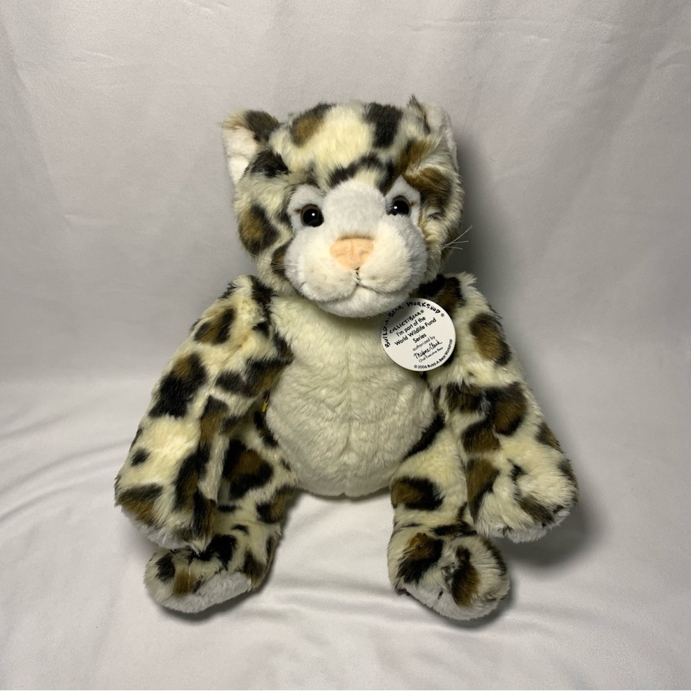 Build-A-Bear Workshop World Wildlife Fund Snow Leopard plush stuffed animal